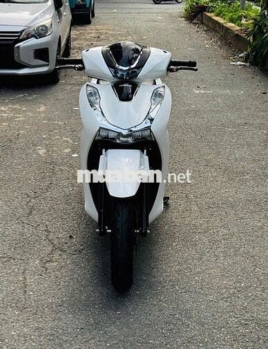 Honda SH 125i Sporty 2023 Trắng đen spoty