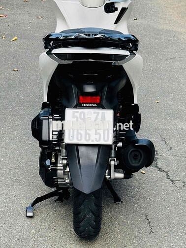 Honda SH 125i Sporty 2023 Trắng đen spoty