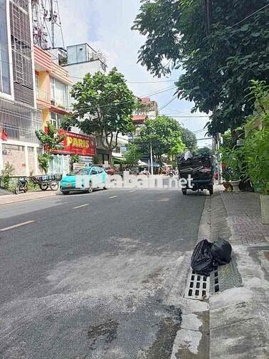 Mặt Tiền khu họ Lê & Phú Thọ Hoà, 3 Tấm, 5 x 18m, 4 Phòng Ngủ, 4 wc