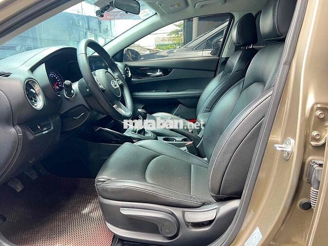 Kia Cerato 1.6MT 2020 Vàng cát Số sàn