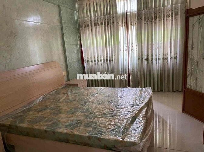 BIỆT THỰ ĐỐI DIỆN CÔNG VIÊN 200m2 FUll NỘI THẤT
