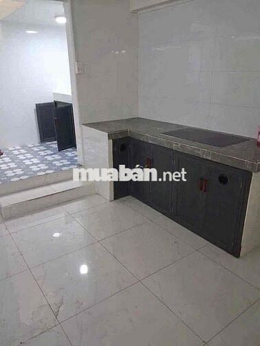 Nhà [ 4 x 20] 1 lầu (4Pn,2Wc)  hẻm 10m thông ,1/ bình long