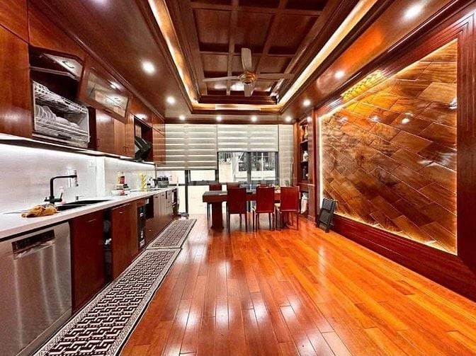 [Chính chủ] tôi cần bán toà nhà Mặt Phố Huế, Q HBT, Dt 150 m x 8 tầng