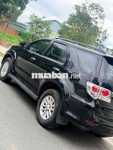 Toyota Fortuner V 2014 V 4x4 cực đẹp zin sẵn dùng