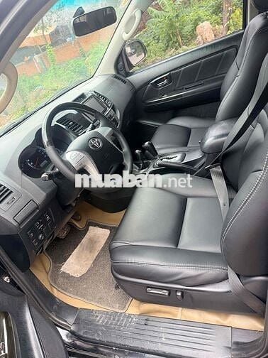 Toyota Fortuner V 2014 V 4x4 cực đẹp zin sẵn dùng