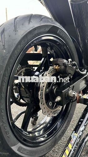 Kawasaki Z400 ABS 18.000 km Đen, xanh lá