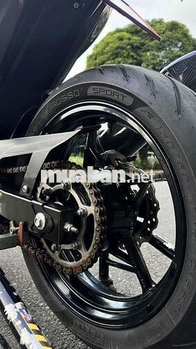 Kawasaki Z400 ABS 18.000 km Đen, xanh lá