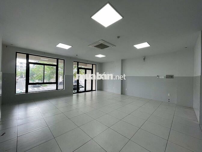 Chính chủ cho thuê mặt bằng trệt 7x21m Vạn Phúc City - Giá chỉ 17tr