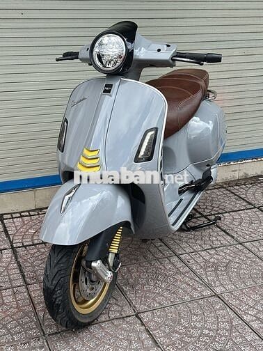 Piaggio Vespa GTS 300cc Hpe 2019 Xám XM 234.71