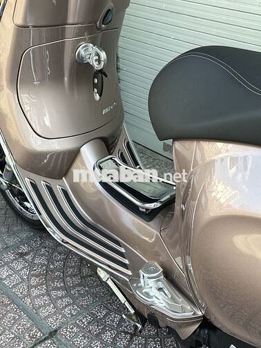 Vespa Sprint125 Tech 2025 Hồng Por 1400km 777.37