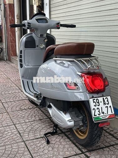 Piaggio Vespa GTS 300cc Hpe 2019 Xám XM 234.71