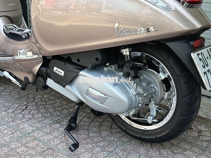 Vespa Sprint125 Tech 2025 Hồng Por 1400km 777.37