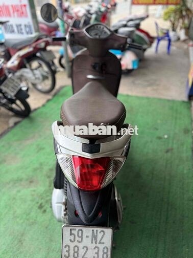 Liberty 3V i.e. 2013 Trắng bstp đẹp zin êm