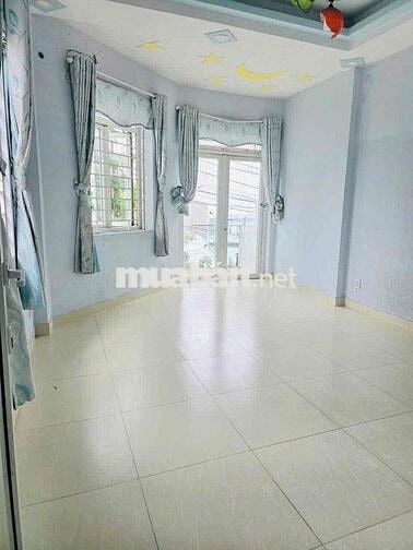 cho thuê nhà Ngã Tư Ga 2 lầu Dt 4x15m đường 2 xe tải tránh nhau