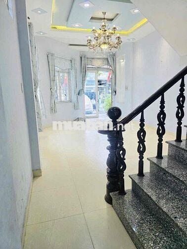 cho thuê nhà Ngã Tư Ga 2 lầu Dt 4x15m đường 2 xe tải tránh nhau