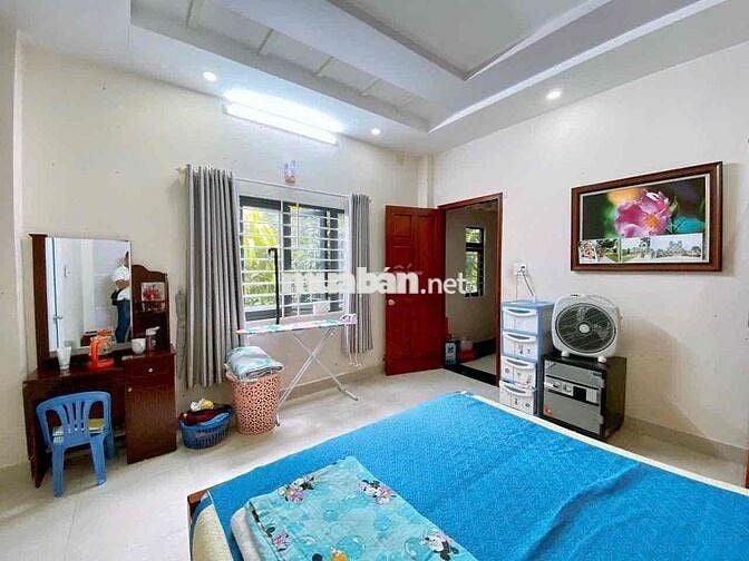 BÁN NHÀ 2 MT, TIỆN KD DÒNG TIỀN