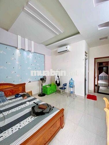 BÁN NHÀ 2 MT, TIỆN KD DÒNG TIỀN