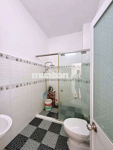 NHÀ TRỆT LẦU ĐÚC - HẺM 91AB NGUYỄN ĐỆ