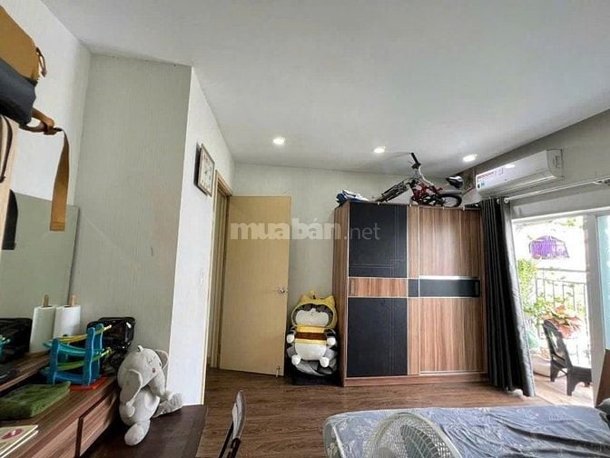 Chung cư Phú Thạnh- NGuyễn Sơn cho thuê căn 3p ngủ - nội thất -10,5tr