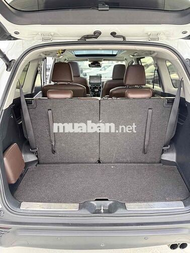 Toyota Innova Cross Hybrid 2023 Trắng - 50.000 km
