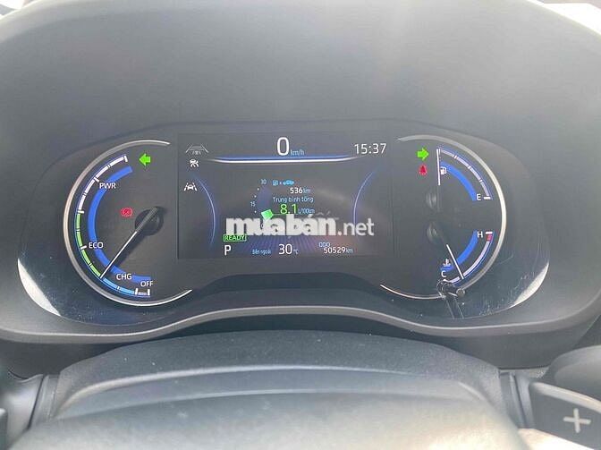 Toyota Innova Cross Hybrid 2023 Trắng - 50.000 km