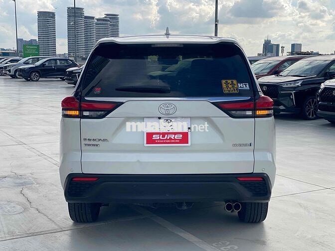 Toyota Innova Cross Hybrid 2023 Trắng - 50.000 km