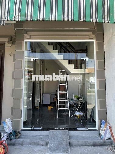Cho thuê mặt bằng, phù hợp làm văn phòng, tiệm thuốc, salon tóc,….