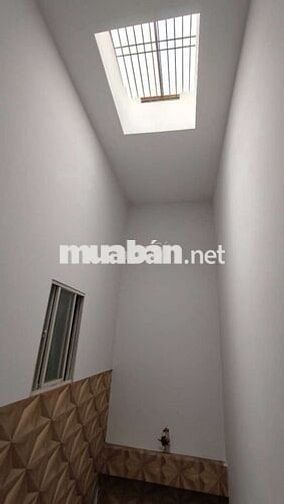 HẺM XE HƠI,LÊ VĂN QUỚI 5X20M 1 LẦU BTCT 3PN NHÀ ĐẸP