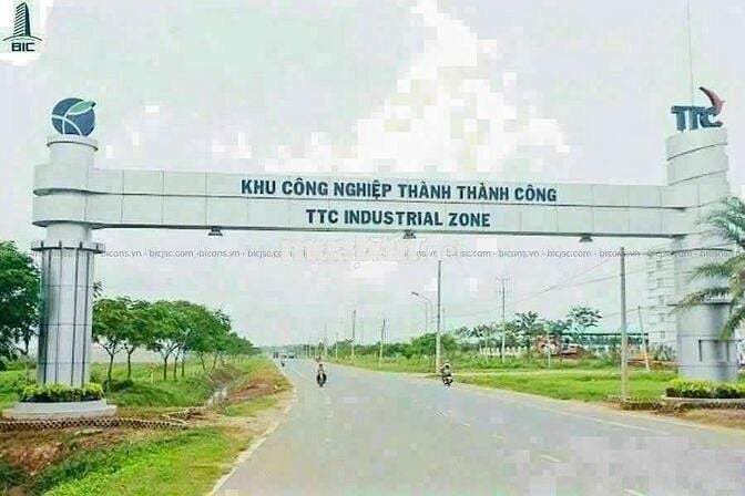 Đất mặt tiền TL 825 Đức Hoà Long An 500 M2