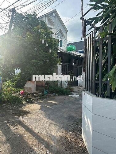 Cần Bán Gấp Nhà 1 Trệt, 1 Lầu, CC SHR đang sử dụng, Hẻm xe hơi