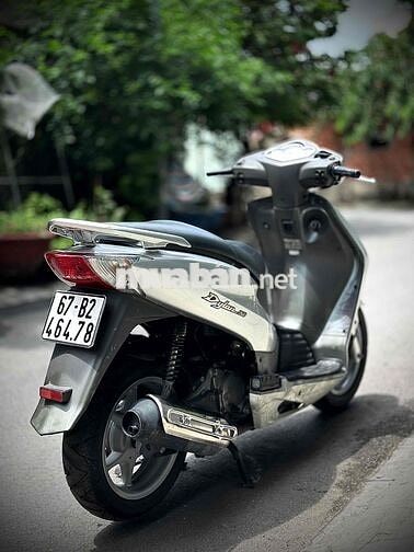 Honda Dylan 150 Ý màu Bạc