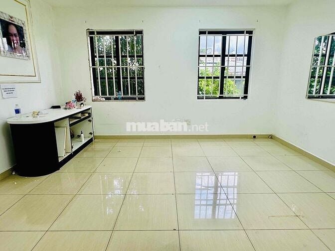 CHO THUÊ NHÀ PHỐ CITYLAND 1 HẦM 4 LẦU. MÁY LẠNH CHỈ 43TRIỆU (BAO THUẾ)