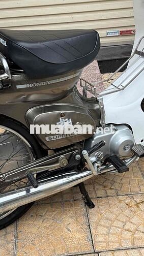 Honda Super Cub 50 Trắng, Xám