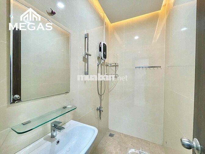 Studio 2PN Rộng 45m2 Ngay Bạch Đằng - Hồng Hà - Yên Thế - Cửu Long