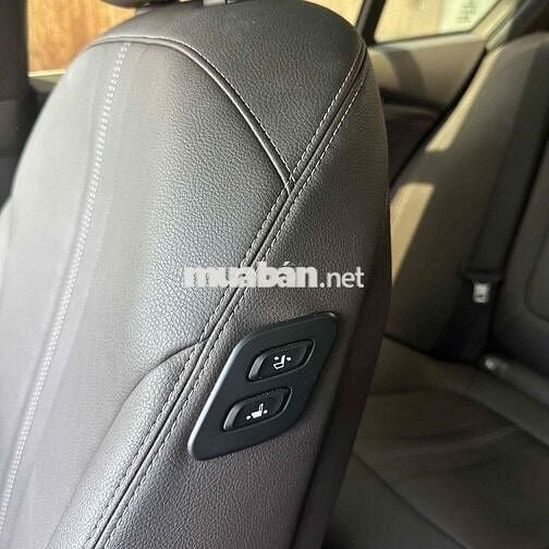VinFast Lux A2.0 Plus 2021 Trắng 40000 km