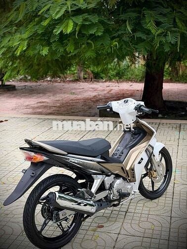 Yamaha Exciter CTĐ 1S9A Trắng Vàng Đồng