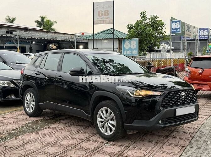 Toyota Corolla Cross 1.8G 2021 Đen 7 vạn km