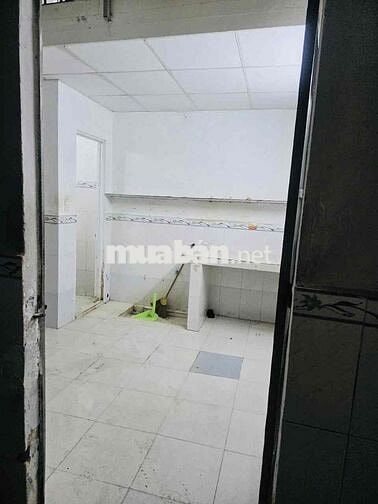 TRỌ 2Tr ngay trung tâm tân phú