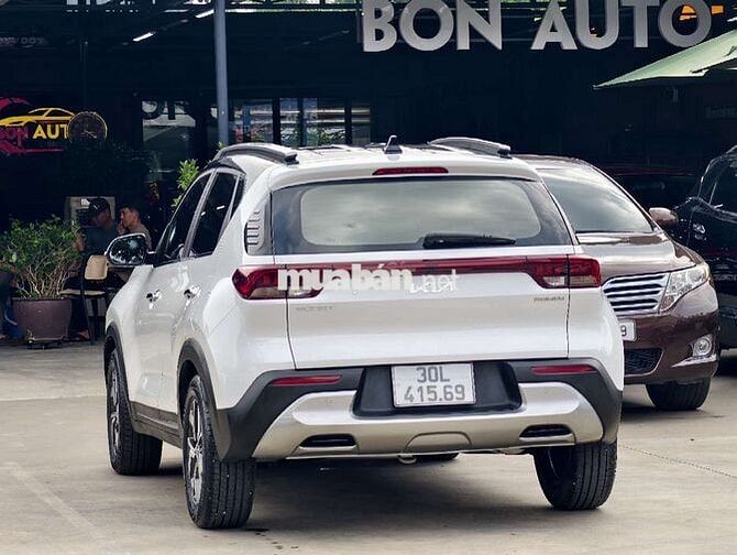 KIA SONET PREMIUM 2023 Trắng 3 vạn