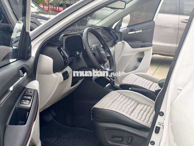 KIA SONET PREMIUM 2023 Trắng 3 vạn
