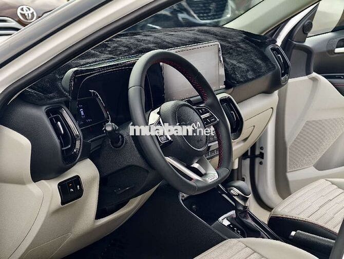 KIA SONET PREMIUM 2023 Trắng 3 vạn