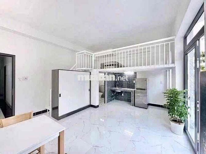 phòng trọ MỚI TINH RỘNG RÃI, THOÁNG NGAY NGÃ TƯ HÀNG XANH - Thang máy
