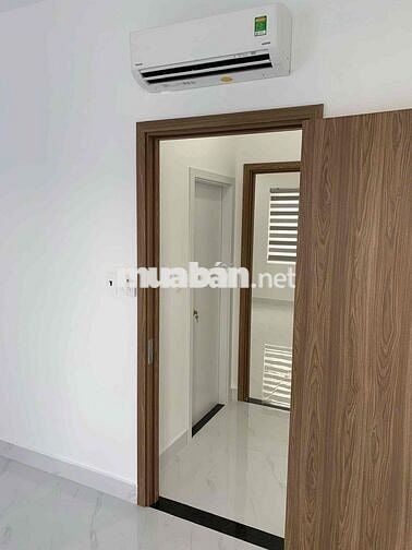 Chỉ 13 triệu- Thuê Ngay Nhà Phố 3pn3wc - Trong Khu Có Hồ Bơi