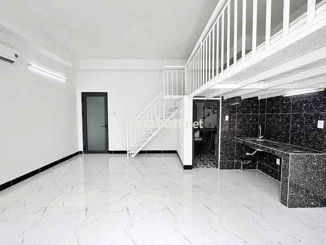 phòng trọ MỚI TINH RỘNG RÃI, THOÁNG NGAY NGÃ TƯ HÀNG XANH - Thang máy