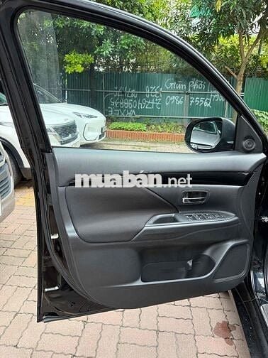 Mitsubishi Outlander 2020 Đen