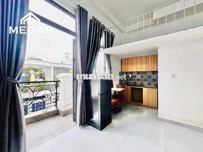 BAN CÔNG FULL NỘI THẤT BAN CÔNG MỚI TOANH