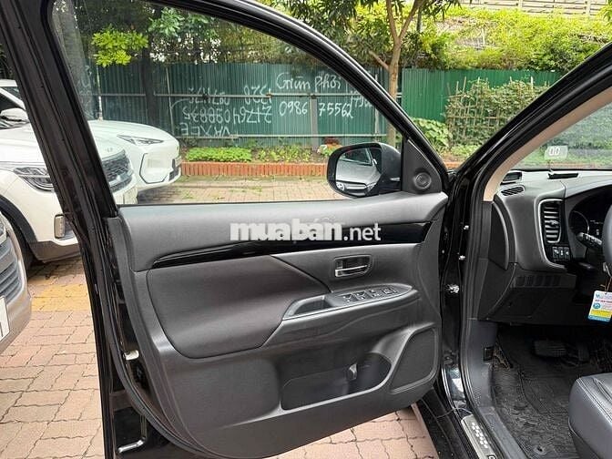 Mitsubishi Outlander 2020 Đen