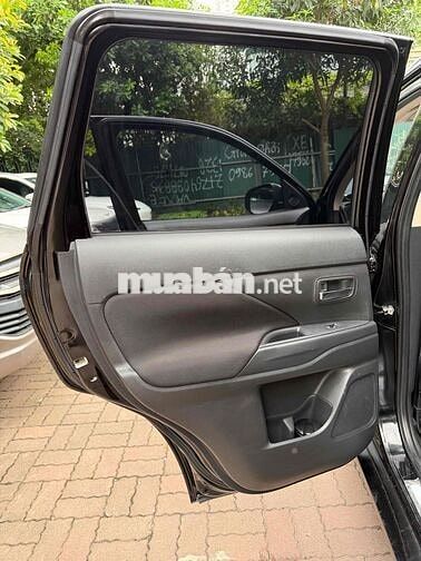 Mitsubishi Outlander 2020 Đen