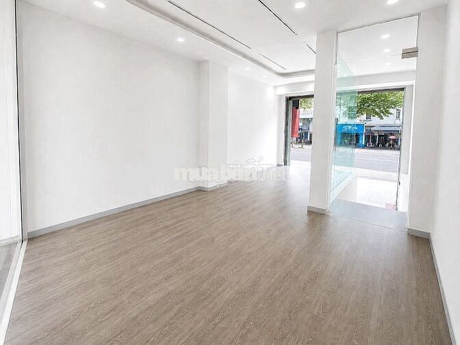 Cho thuê mặt bằng 50m đường Phan Xích Long