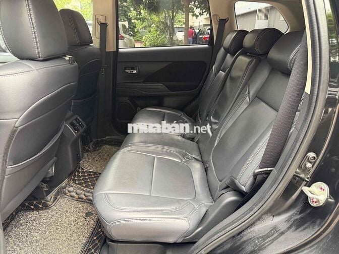 Mitsubishi Outlander 2020 Đen
